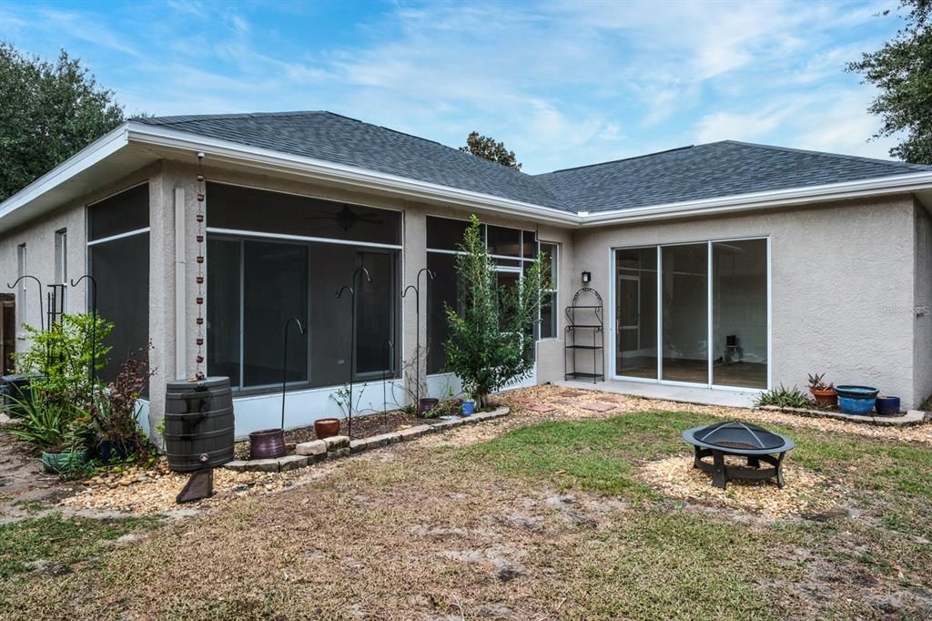 For Sale: $599,900 (4 beds, 3 baths, 2139 Square Feet)