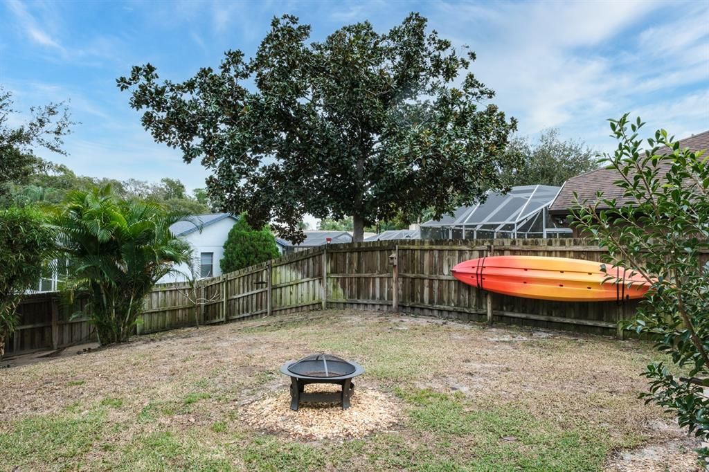 For Sale: $599,900 (4 beds, 3 baths, 2139 Square Feet)