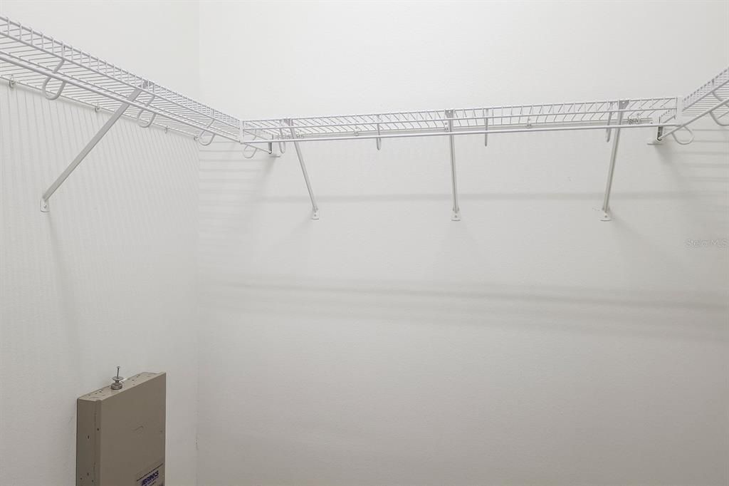 For Sale: $599,900 (4 beds, 3 baths, 2139 Square Feet)