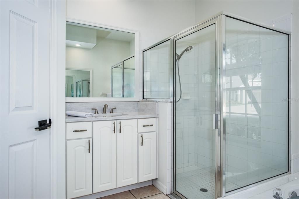 For Sale: $599,900 (4 beds, 3 baths, 2139 Square Feet)