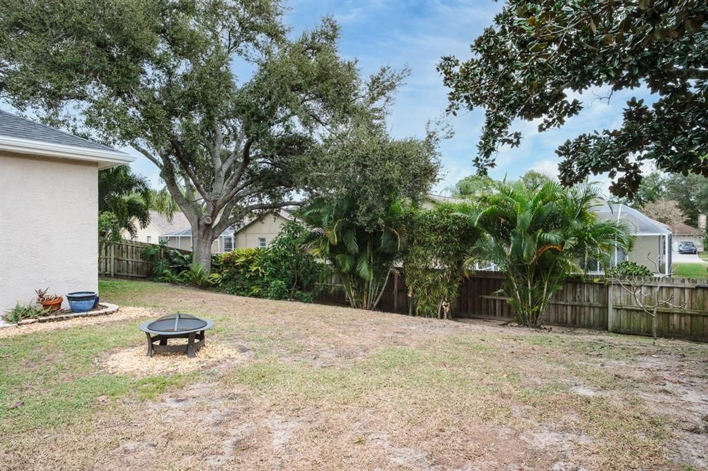 For Sale: $599,900 (4 beds, 3 baths, 2139 Square Feet)