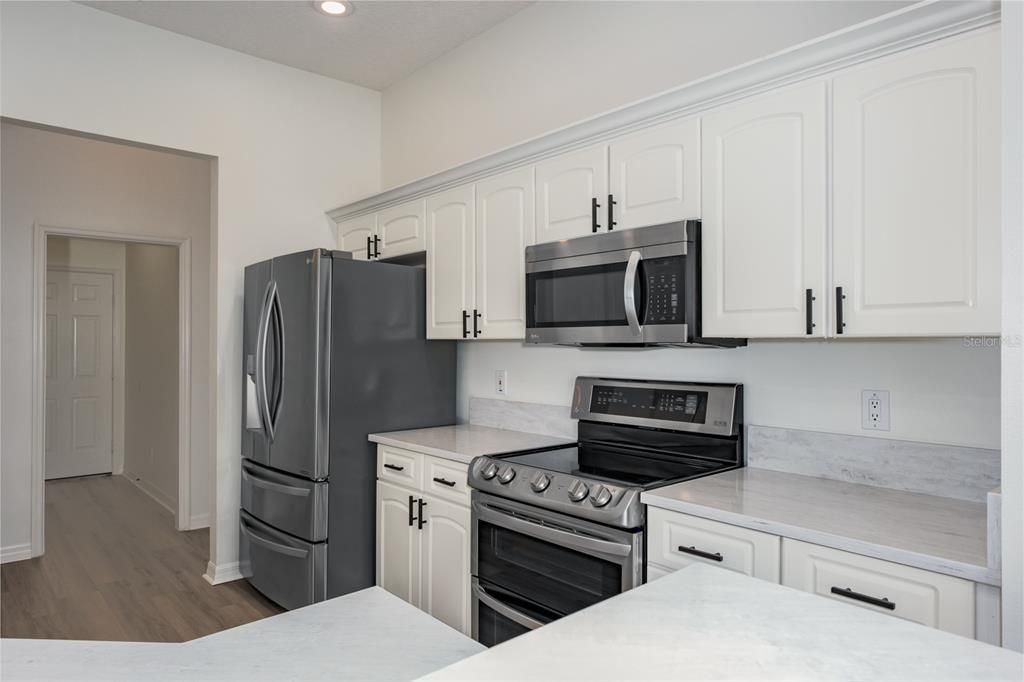 For Sale: $599,900 (4 beds, 3 baths, 2139 Square Feet)