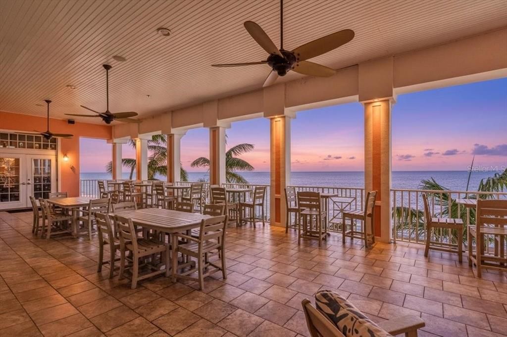 出租: $2,300 (1 贝兹, 1 浴室, 694 平方英尺)