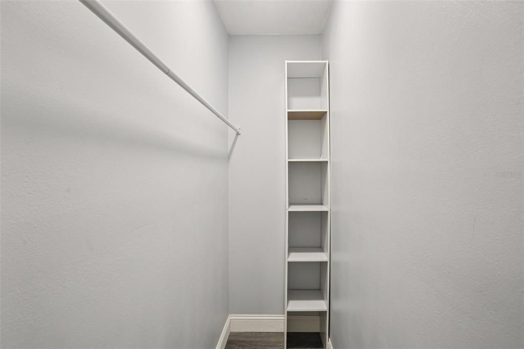 For Sale: $400,000 (3 beds, 3 baths, 1538 Square Feet)