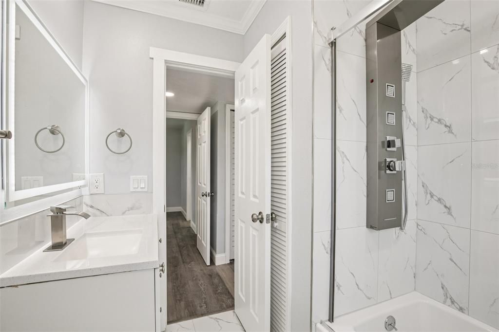 For Sale: $400,000 (3 beds, 3 baths, 1538 Square Feet)