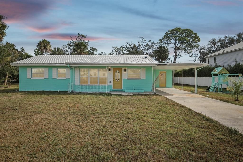 For Sale: $400,000 (3 beds, 3 baths, 1538 Square Feet)