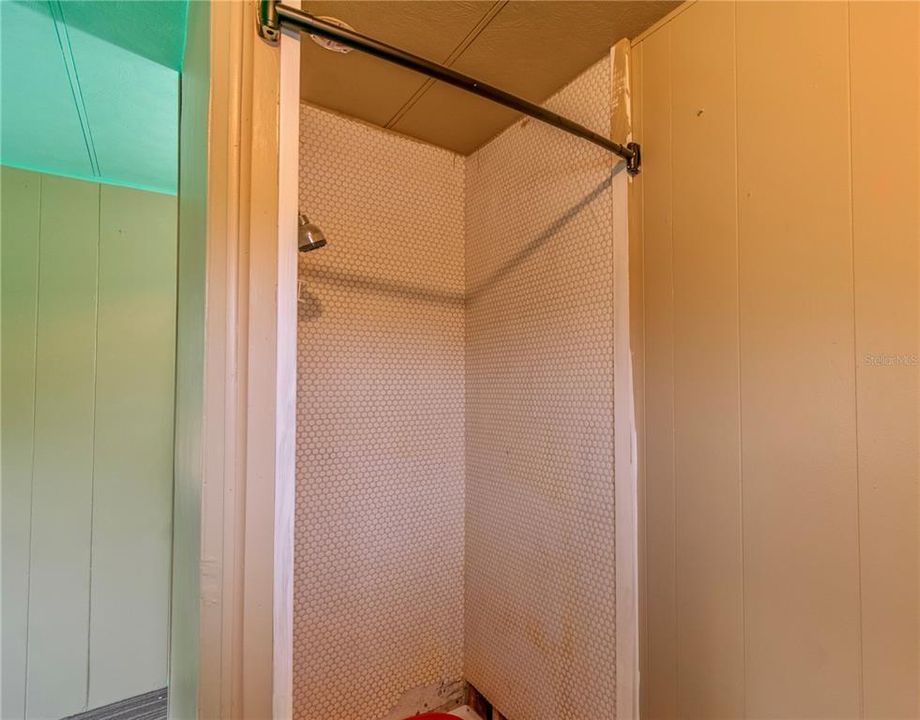 待售: $140,000 (2 贝兹, 2 浴室, 1140 平方英尺)