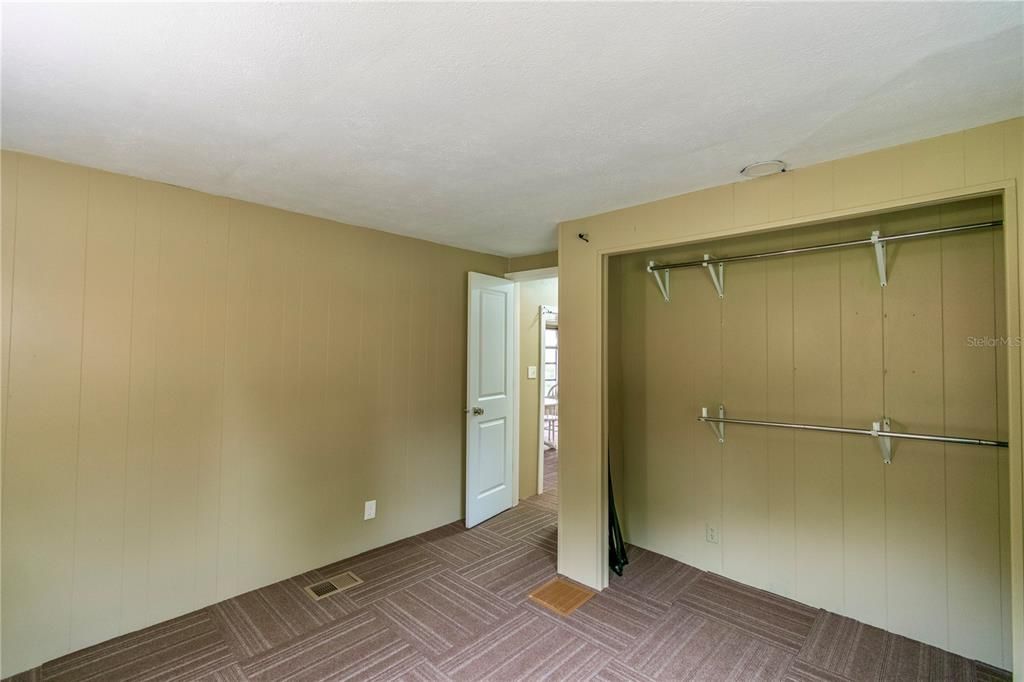 待售: $140,000 (2 贝兹, 2 浴室, 1140 平方英尺)