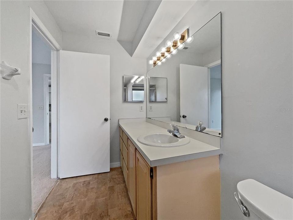 En Venta: $295,000 (3 camas, 2 baños, 1422 Pies cuadrados)