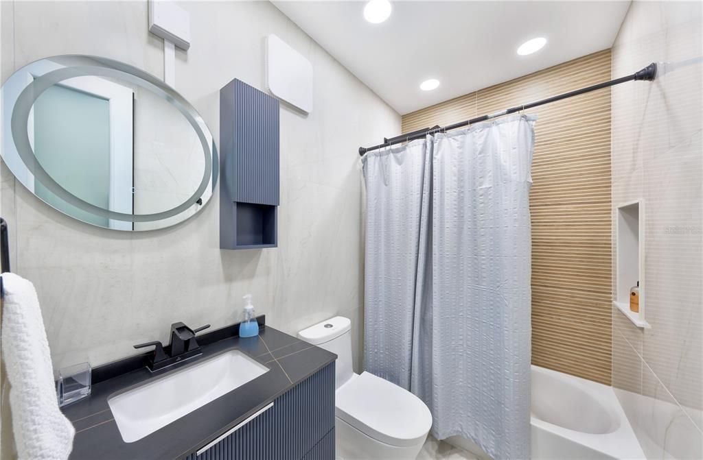 待售: $690,000 (3 贝兹, 3 浴室, 1881 平方英尺)