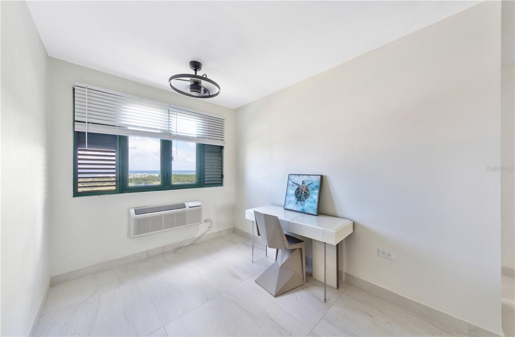 待售: $690,000 (3 贝兹, 3 浴室, 1881 平方英尺)