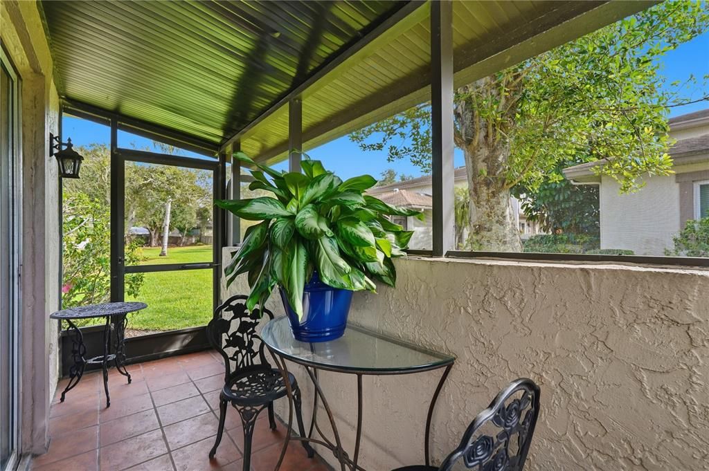 For Sale: $145,000 (2 beds, 1 baths, 752 Square Feet)