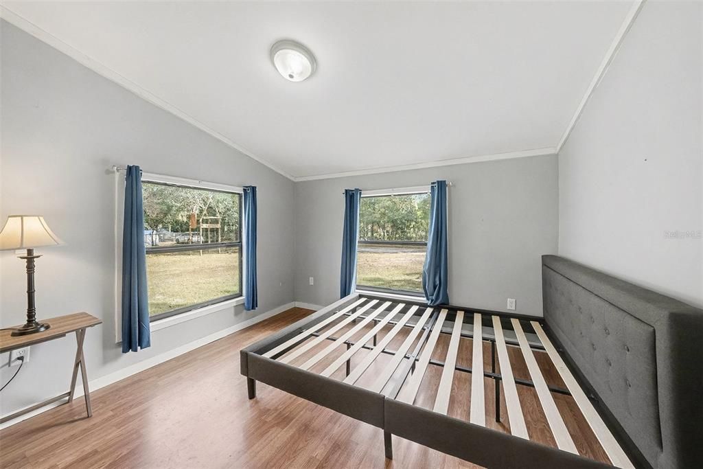 For Sale: $330,000 (4 beds, 2 baths, 1448 Square Feet)