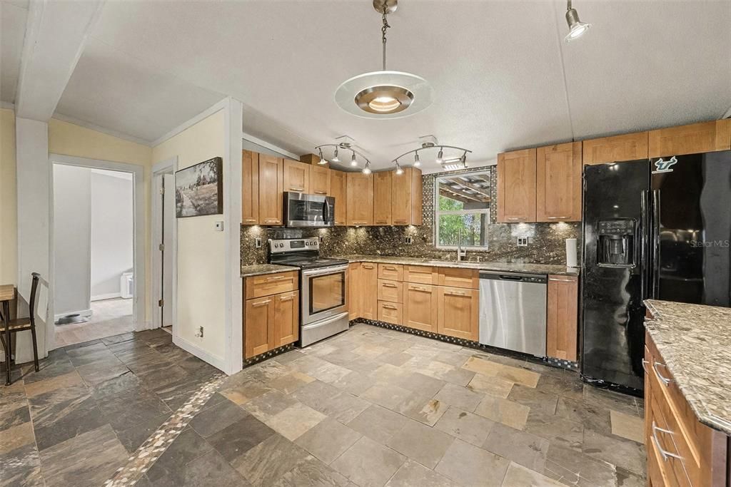 For Sale: $330,000 (4 beds, 2 baths, 1448 Square Feet)