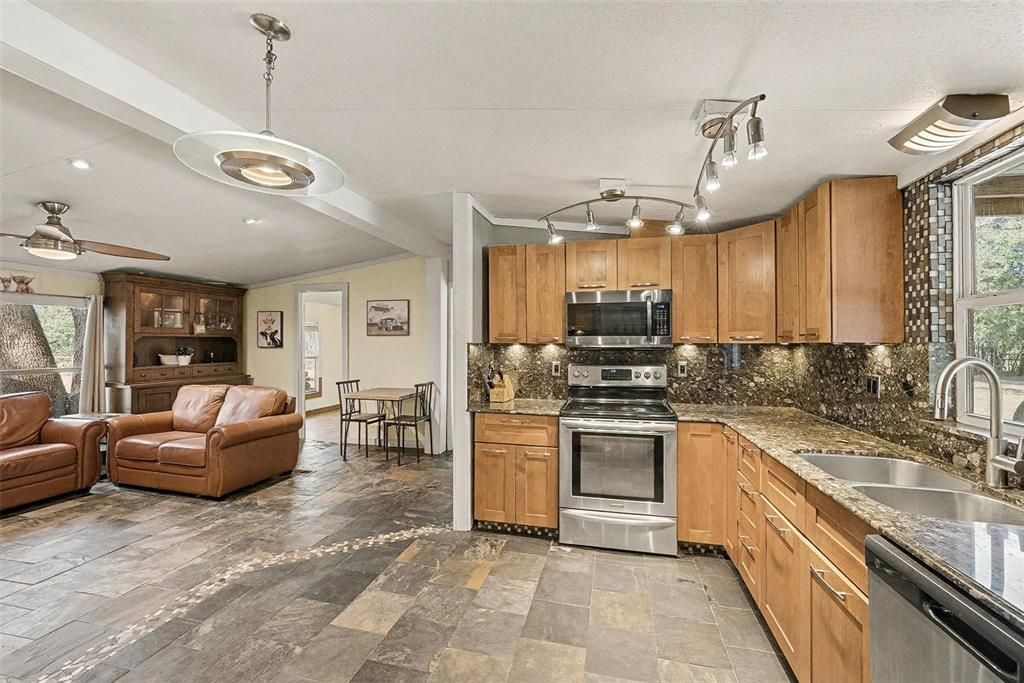 For Sale: $330,000 (4 beds, 2 baths, 1448 Square Feet)