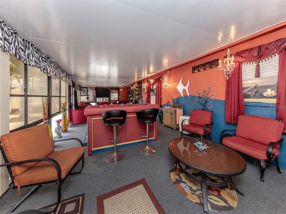 На продажу: $224,000 (2 спален, 2 ванн, 908 Квадратных фут)