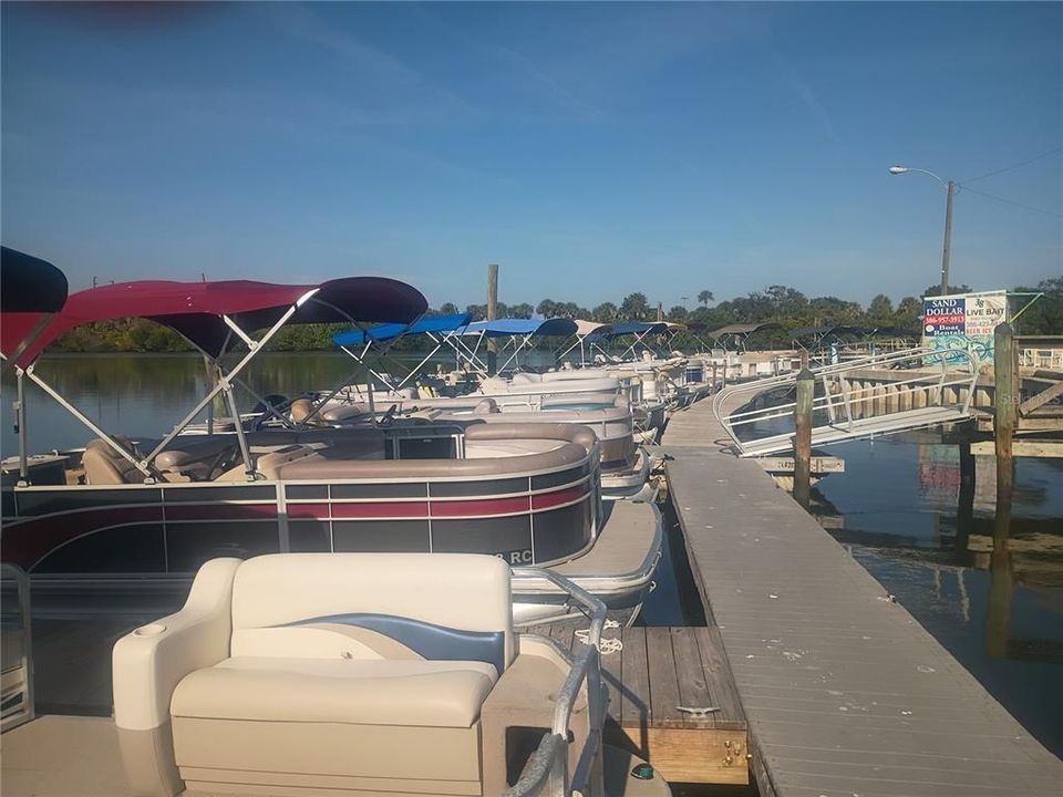 待售: $2,600,000 (0 贝兹, 0 浴室, 543 平方英尺)