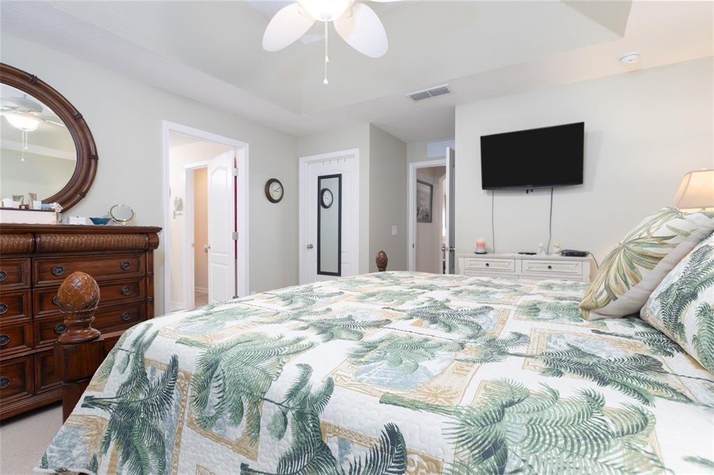 На продажу: $455,000 (4 спален, 2 ванн, 2162 Квадратных фут)