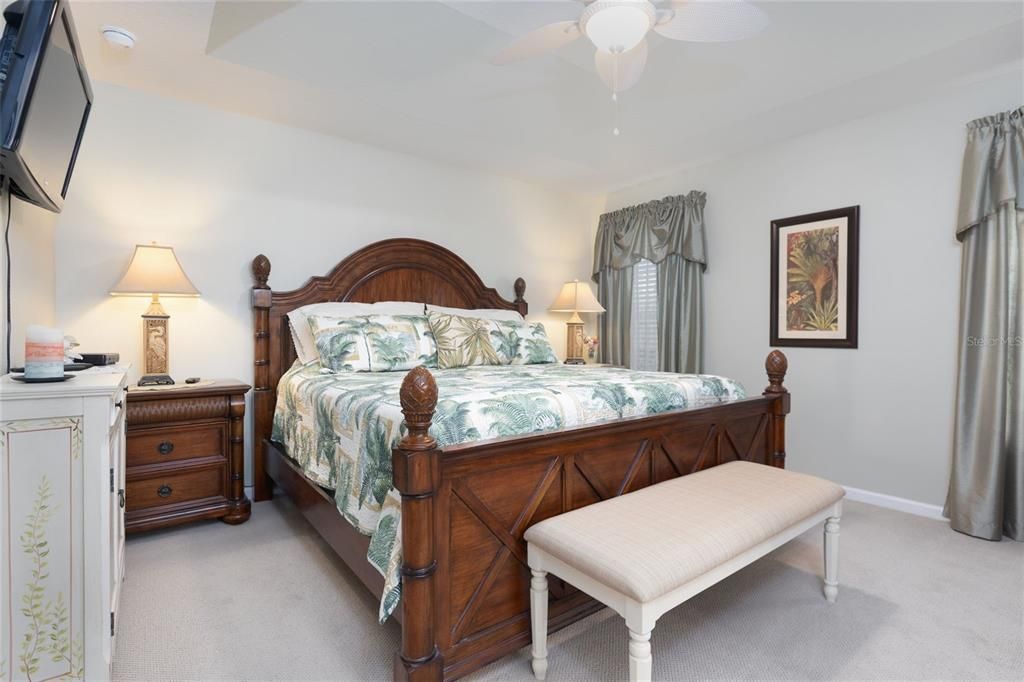 На продажу: $455,000 (4 спален, 2 ванн, 2162 Квадратных фут)