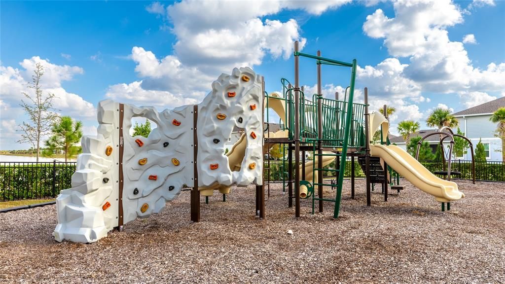 出租: $3,800 (3 贝兹, 2 浴室, 1776 平方英尺)