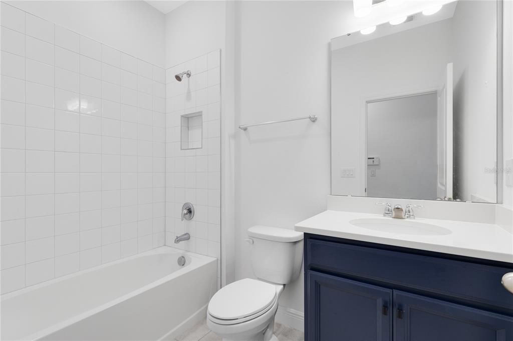 For Rent: $3,700 (4 beds, 3 baths, 2220 Square Feet)