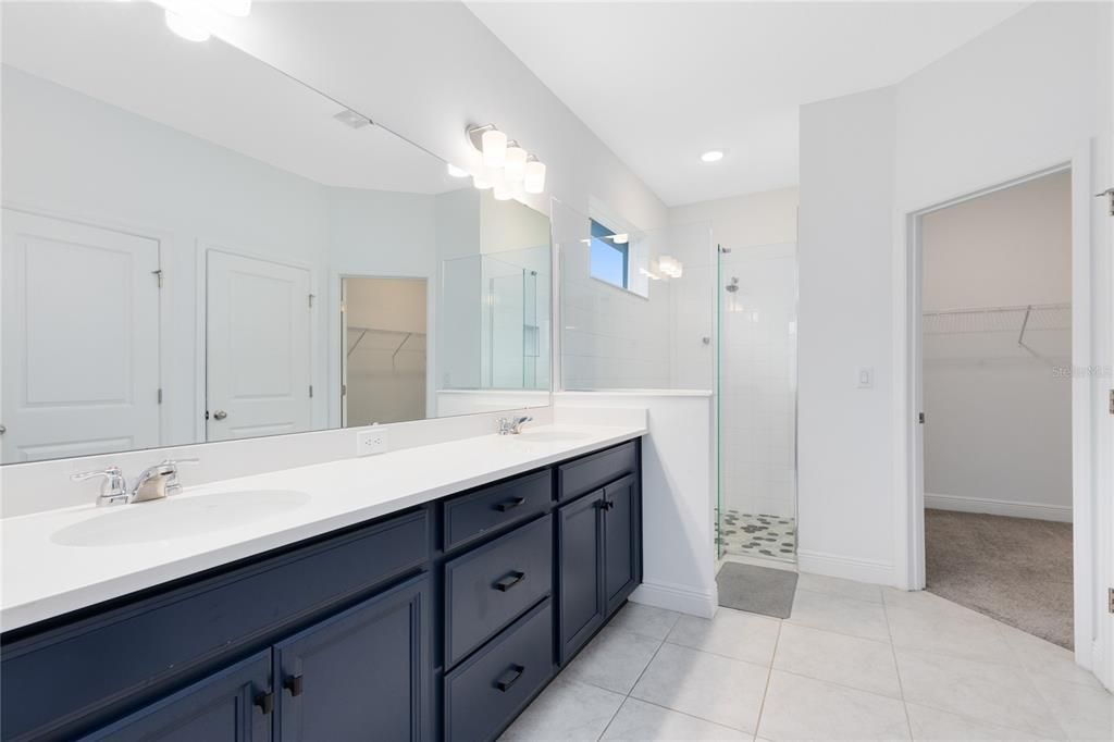 For Rent: $3,700 (4 beds, 3 baths, 2220 Square Feet)