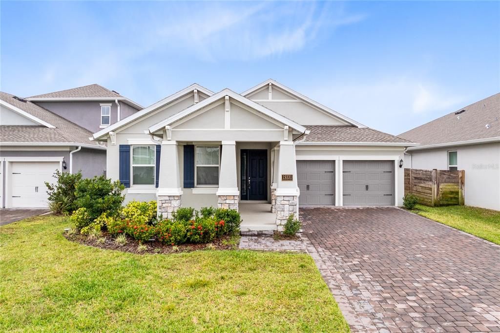 For Rent: $3,700 (4 beds, 3 baths, 2220 Square Feet)