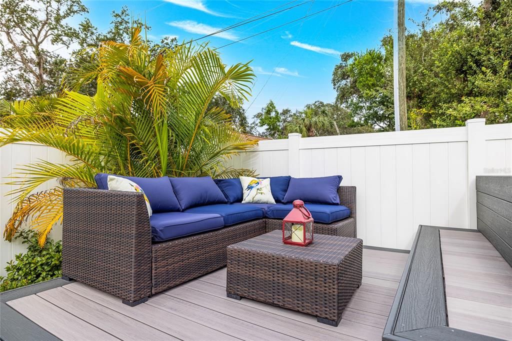 На продажу: $975,000 (3 спален, 2 ванн, 2166 Квадратных фут)