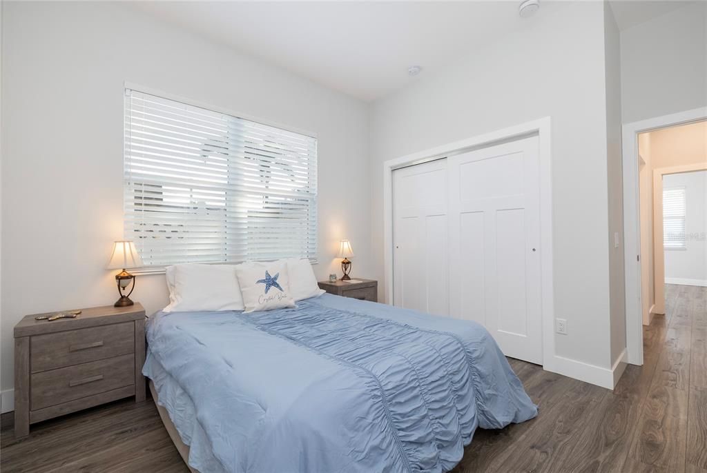 На продажу: $975,000 (3 спален, 2 ванн, 2166 Квадратных фут)