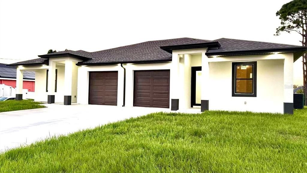 For Rent: $1,999 (3 beds, 2 baths, 1200 Square Feet)