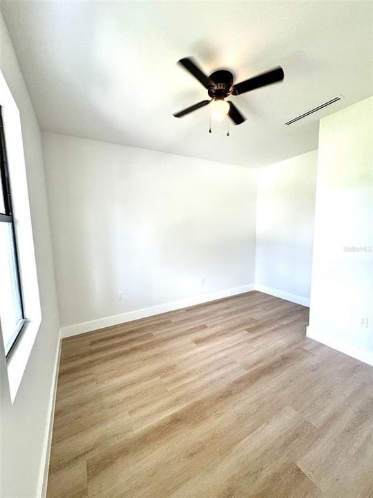 For Rent: $1,999 (3 beds, 2 baths, 1200 Square Feet)