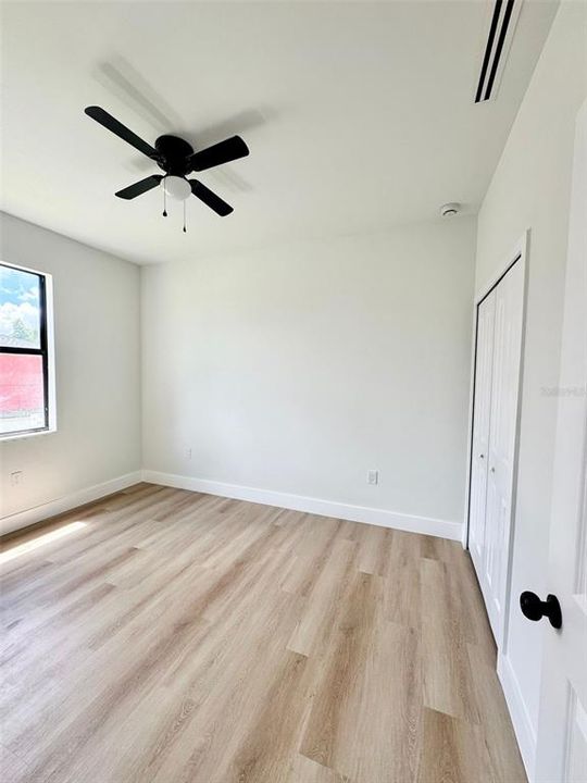 For Rent: $1,999 (3 beds, 2 baths, 1200 Square Feet)