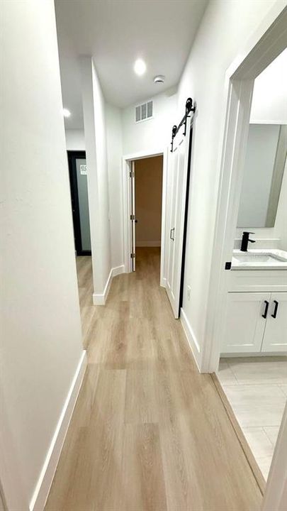 For Rent: $1,999 (3 beds, 2 baths, 1200 Square Feet)