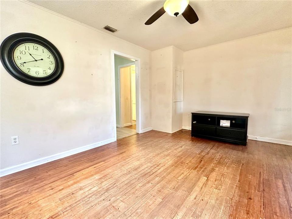 En Renta: $2,050 (2 camas, 1 baños, 720 Pies cuadrados)