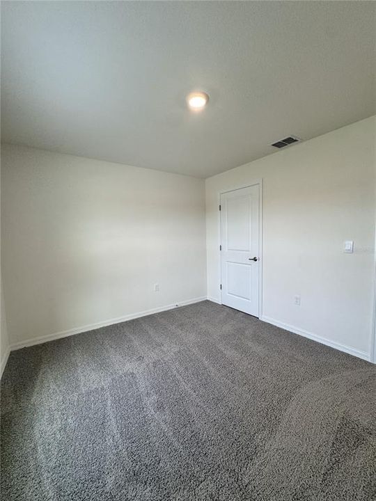 For Rent: $1,800 (3 beds, 2 baths, 1408 Square Feet)