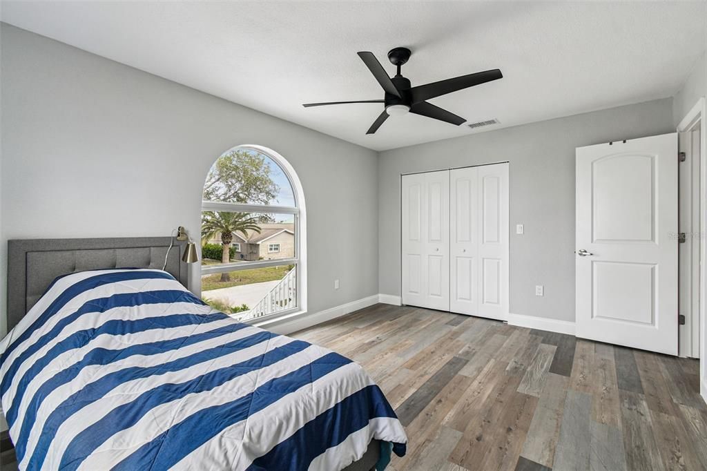 For Sale: $419,000 (4 beds, 3 baths, 2574 Square Feet)