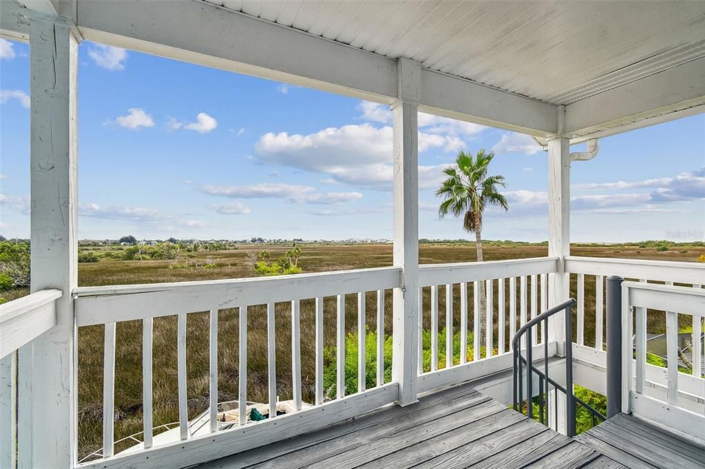 For Sale: $419,000 (4 beds, 3 baths, 2574 Square Feet)