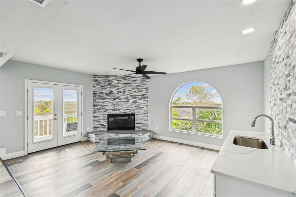 For Sale: $419,000 (4 beds, 3 baths, 2574 Square Feet)