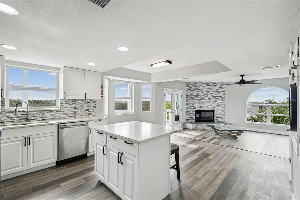 For Sale: $419,000 (4 beds, 3 baths, 2574 Square Feet)