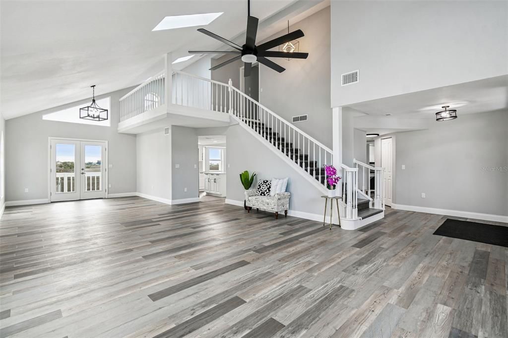 For Sale: $419,000 (4 beds, 3 baths, 2574 Square Feet)