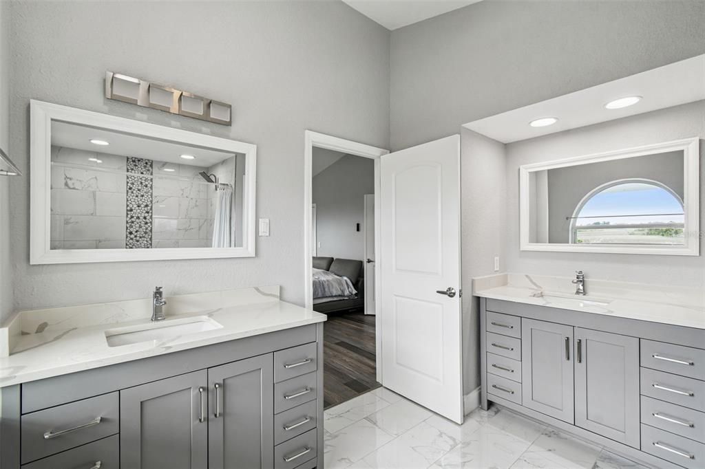 For Sale: $419,000 (4 beds, 3 baths, 2574 Square Feet)