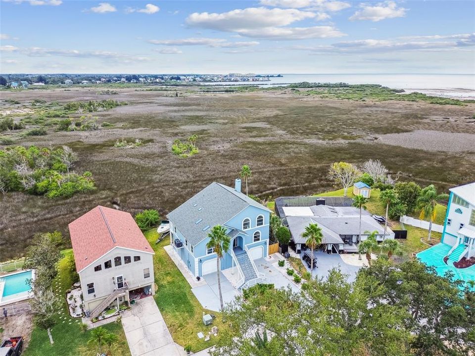 For Sale: $419,000 (4 beds, 3 baths, 2574 Square Feet)