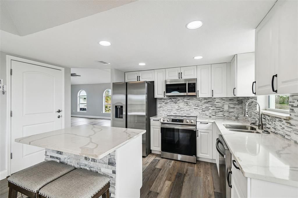 For Sale: $419,000 (4 beds, 3 baths, 2574 Square Feet)