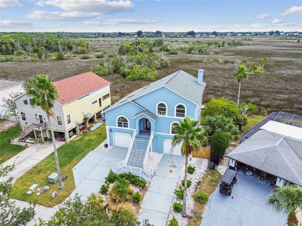 For Sale: $419,000 (4 beds, 3 baths, 2574 Square Feet)