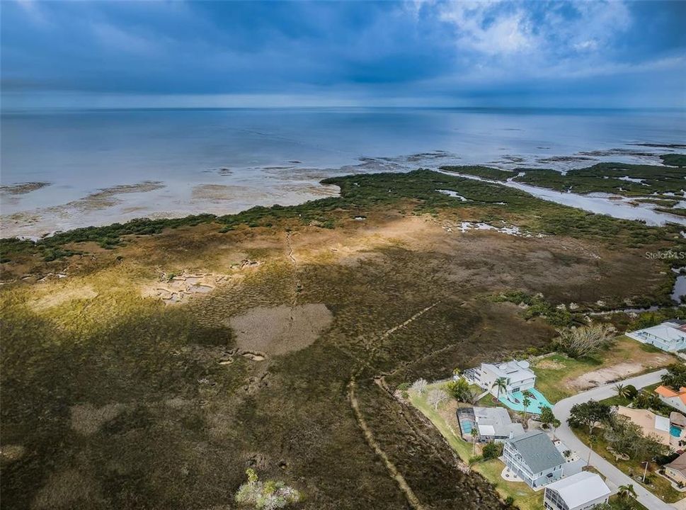 For Sale: $419,000 (4 beds, 3 baths, 2574 Square Feet)