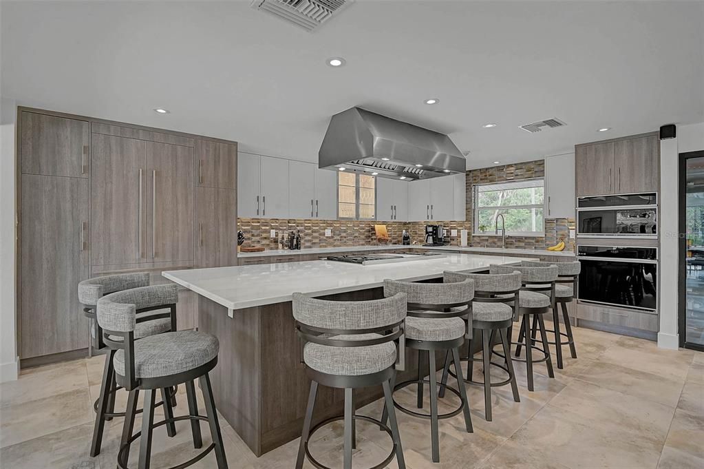 For Sale: $2,690,000 (3 beds, 2 baths, 2238 Square Feet)