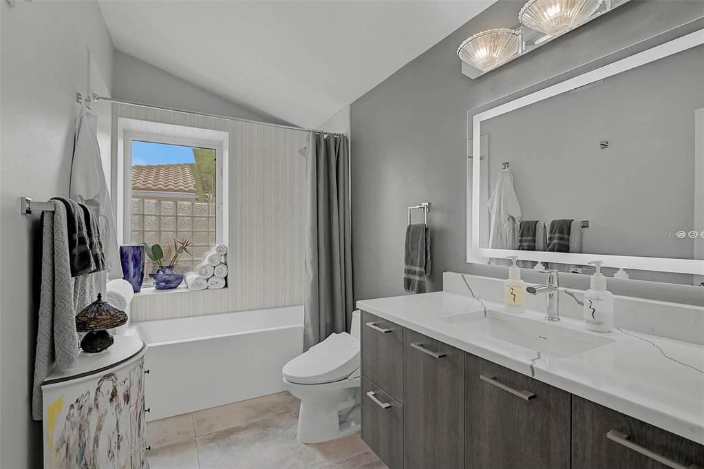 For Sale: $2,690,000 (3 beds, 2 baths, 2238 Square Feet)