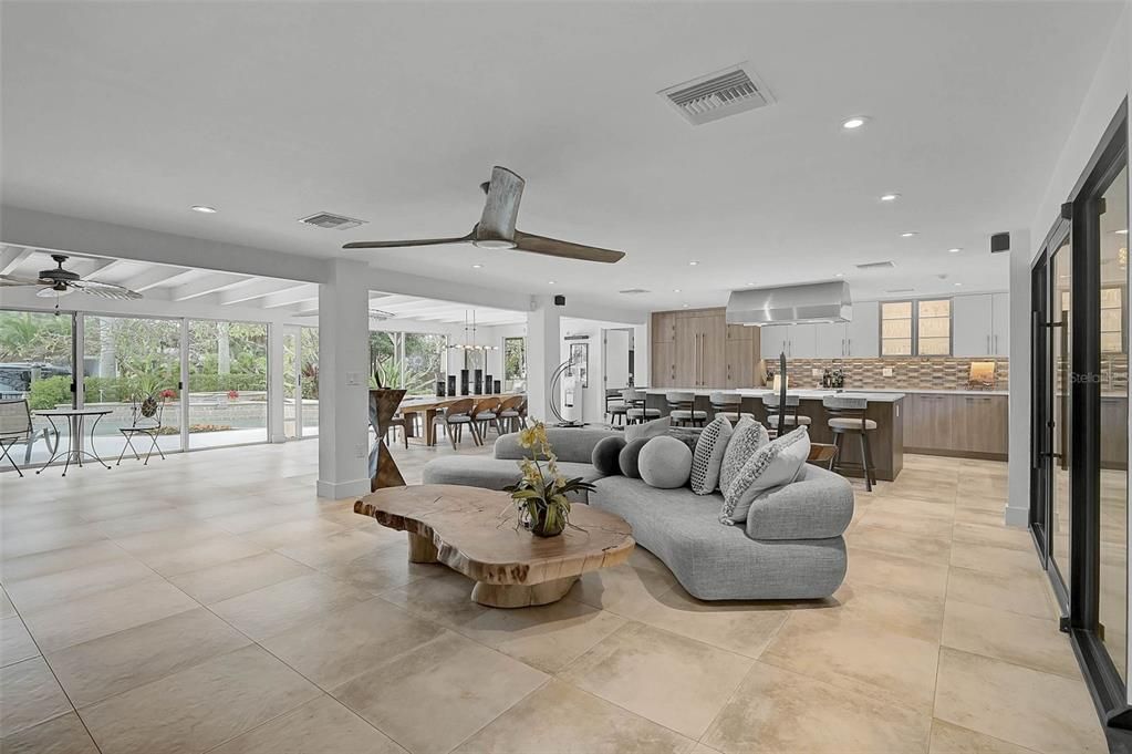 For Sale: $2,690,000 (3 beds, 2 baths, 2238 Square Feet)