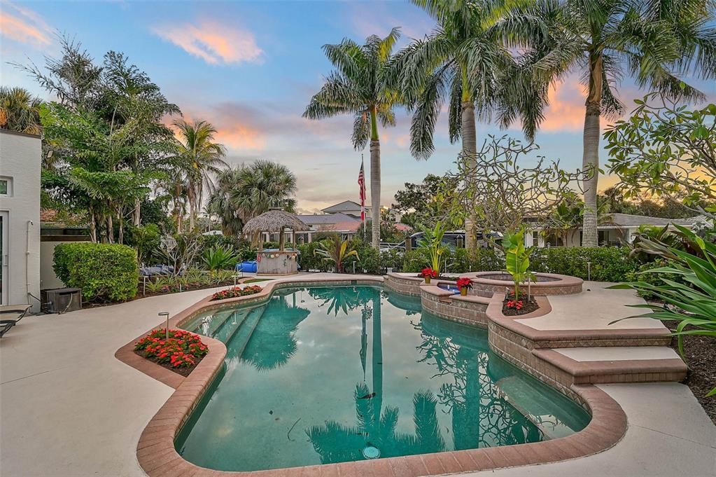 For Sale: $2,690,000 (3 beds, 2 baths, 2238 Square Feet)