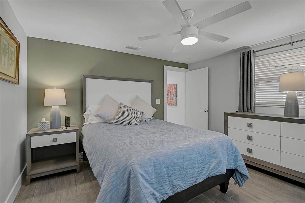 For Sale: $2,690,000 (3 beds, 2 baths, 2238 Square Feet)